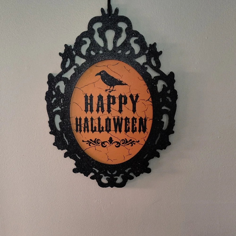 NWOT Halloween Black and Orange Wall Decor 16